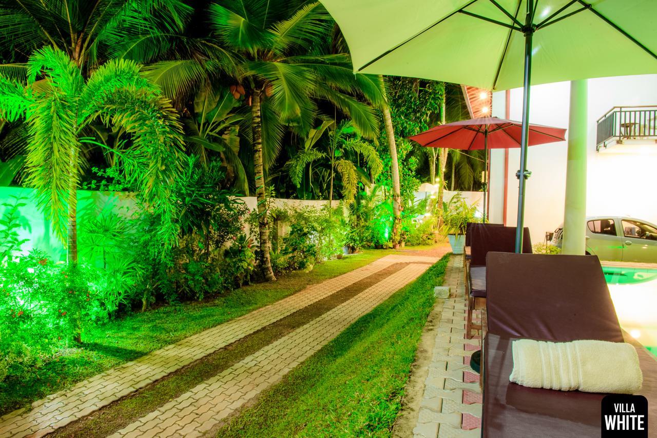 Villa White Хіккадува Екстер'єр фото